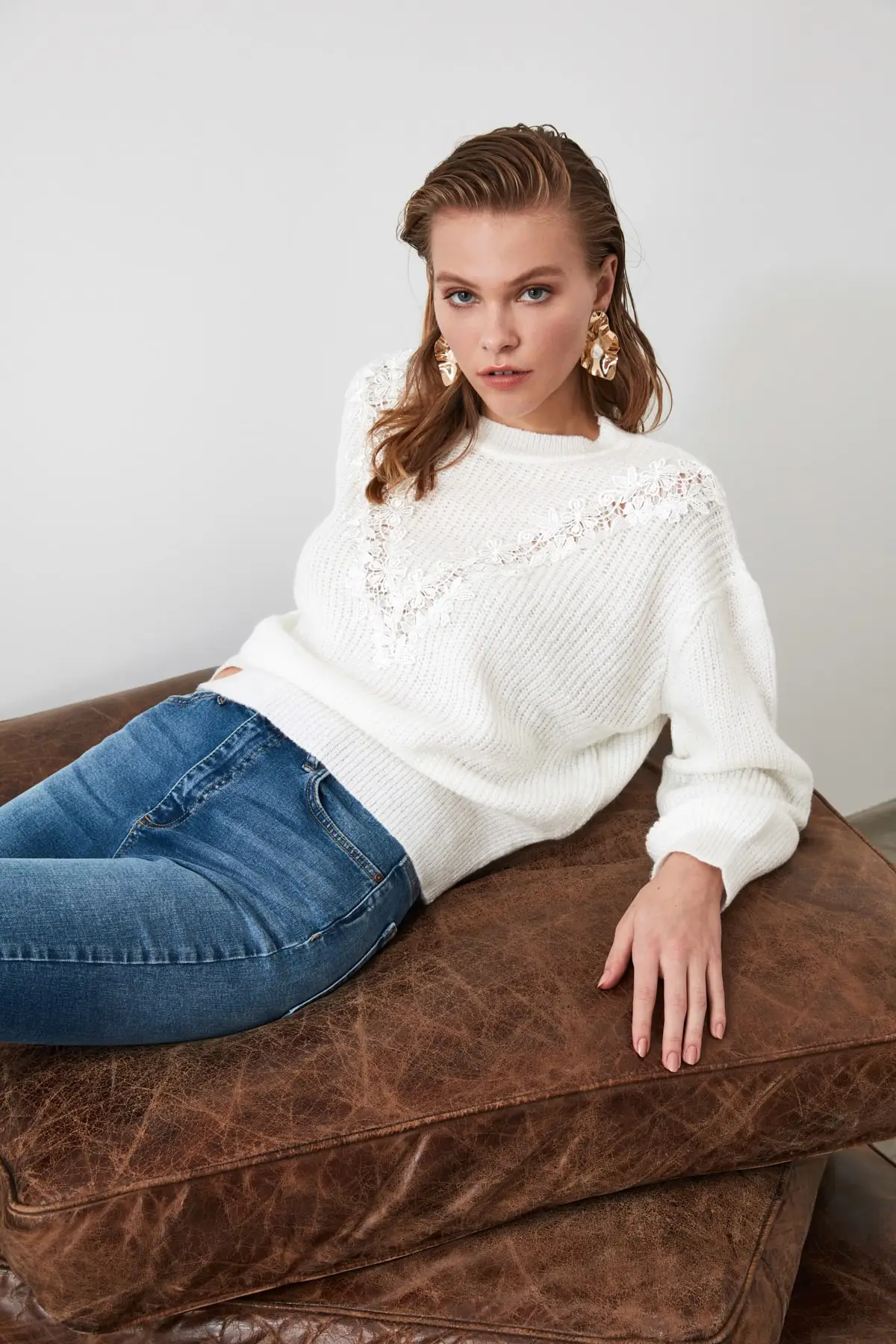 

Trendyol Appliqus Knitwear Sweater TWOAW21KZ0119