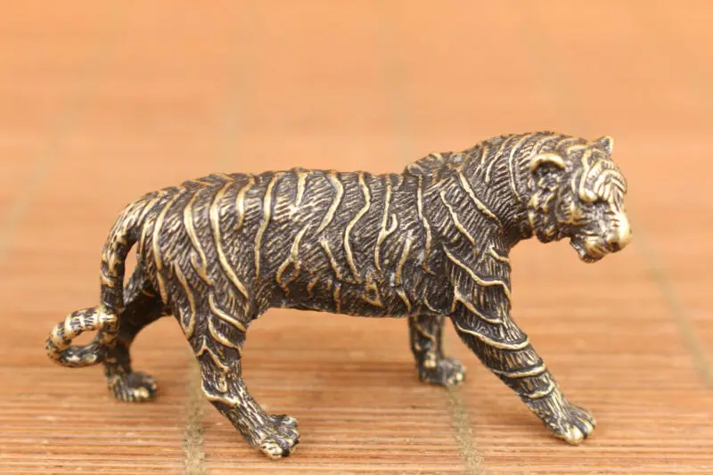 

rare chinese old bronze art tiger statue figure collectable good stand