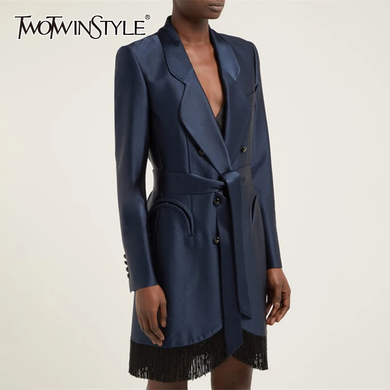 TWOTWINSTYLE лоскутное платье с кисточками для женщин зубчатый длинный рукав Высокая талия кружевные платья женские осенние модные новые