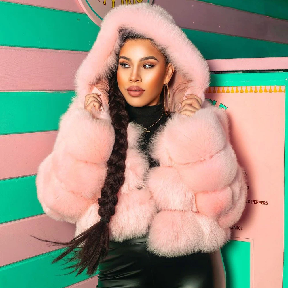 

Светильник-розовые короткие зимние модные женские куртки с капюшоном из натурального Лисьего меха, женские толстые меховые пальто
