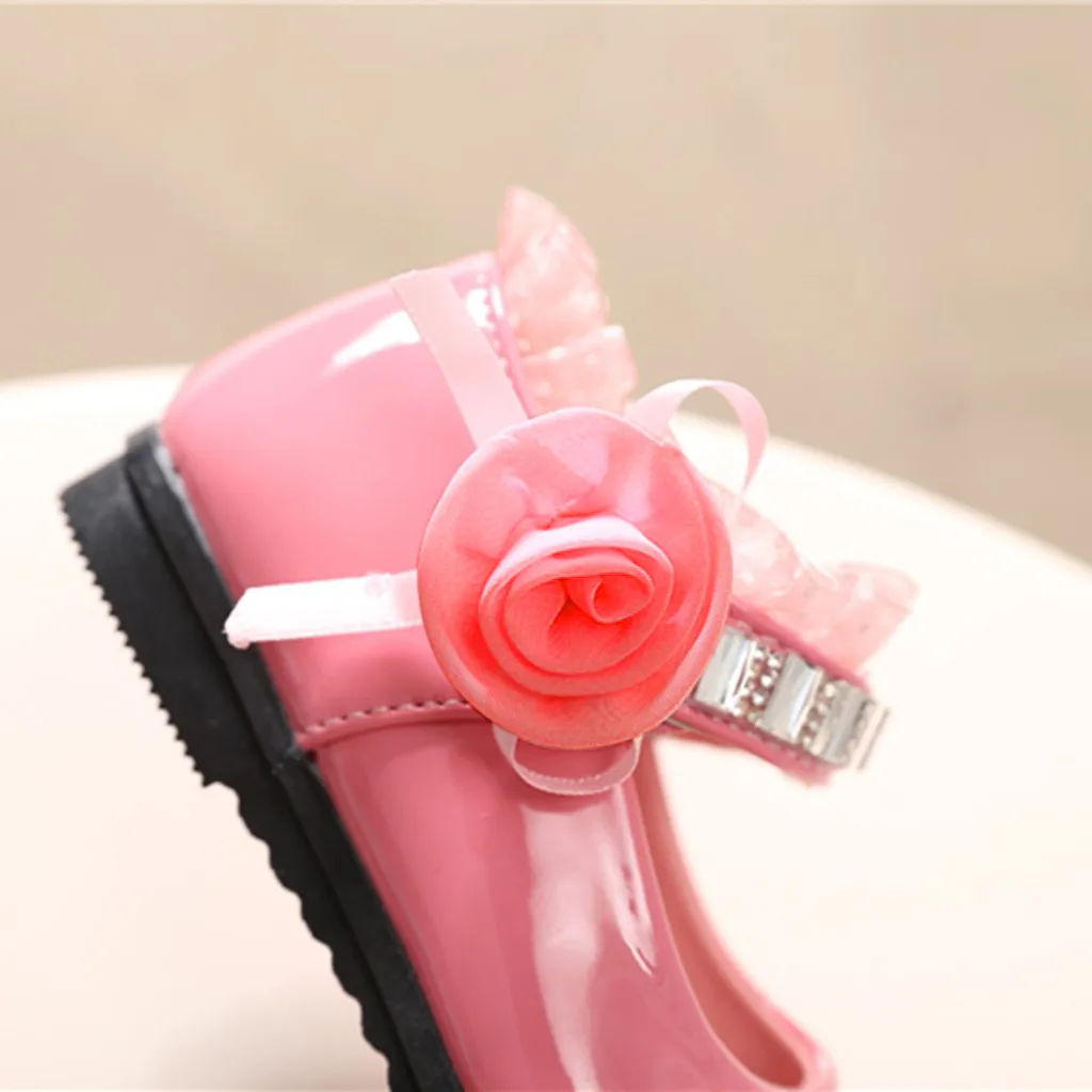 Новинка Весенняя обувь для девочек Балетки принцессы на плоской подошве танцев