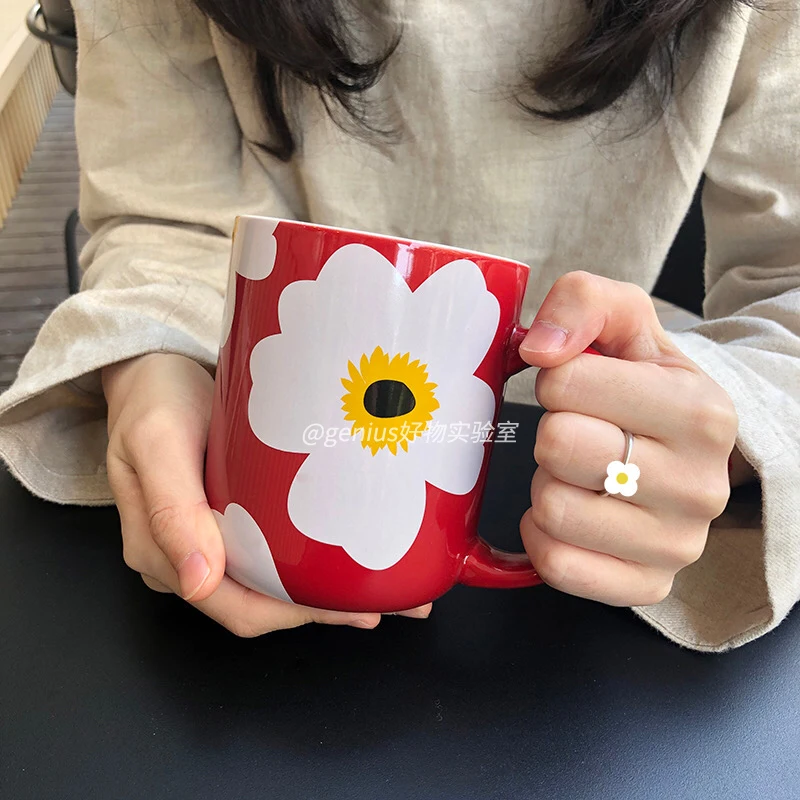 

Nordic Simple Cute Mugs Flower Ceramic Office Coffee Tea Milk Spoon Mug With Lid Water Cup Travel Tazas De Cafe Drinkware EB5MK