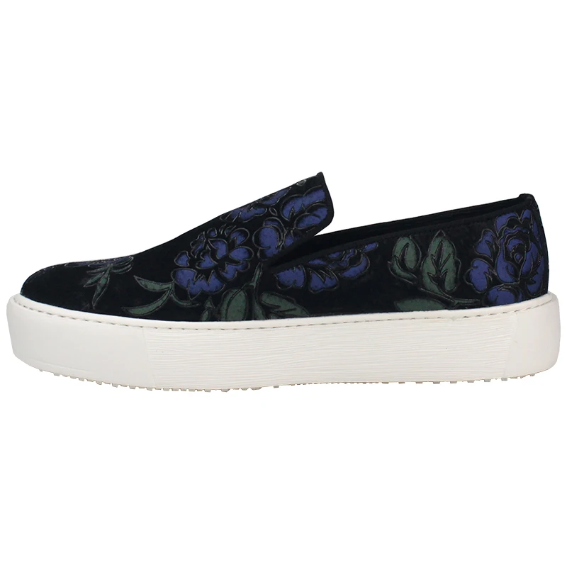 

Spring and autumn Slip on Men Shoes Embroidery Loafers Genuine leather Print Casual Shoes High Quality Men's Shoes