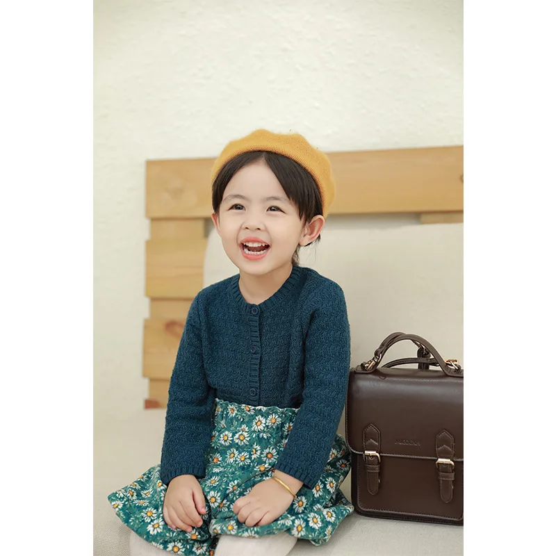 Свитер для маленьких девочек Однотонный свободный маленький кардиган с круглым