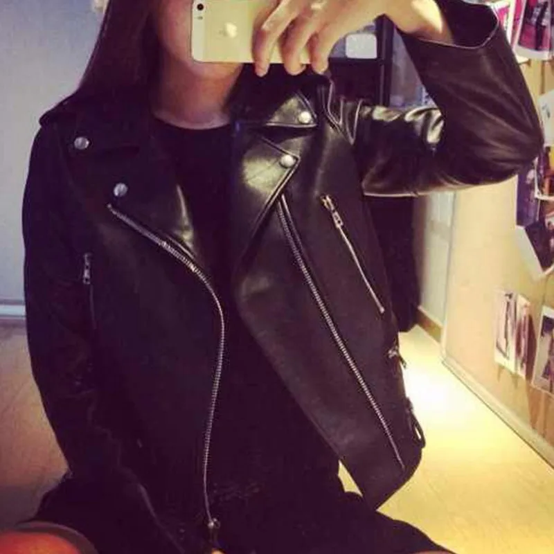 

Leather sheepskin women's short shorts overcoat high grade black winter punk zipper overcoat