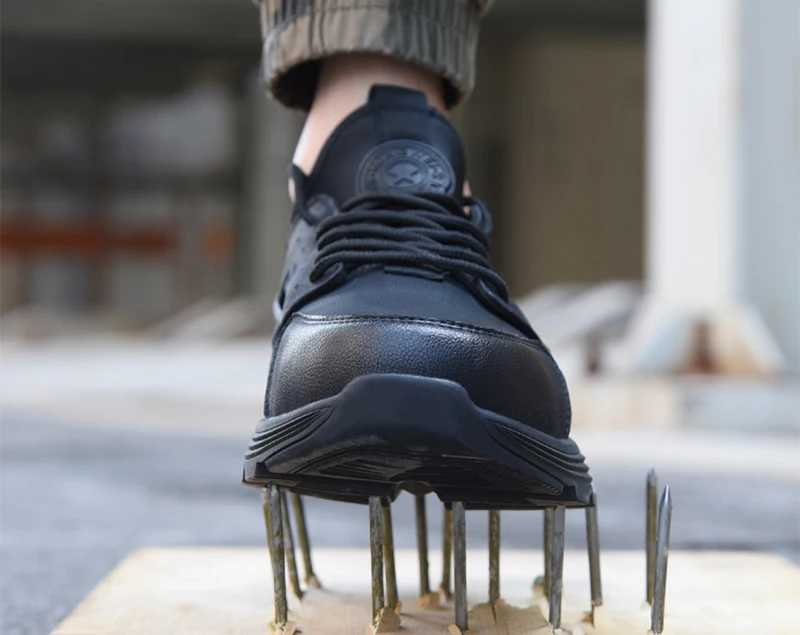 New exhibition waterproof Safety Shoes Autumn Winter Outdoor Men Steel Toe Cap Anti-smashing fashion Lightweight work Boots