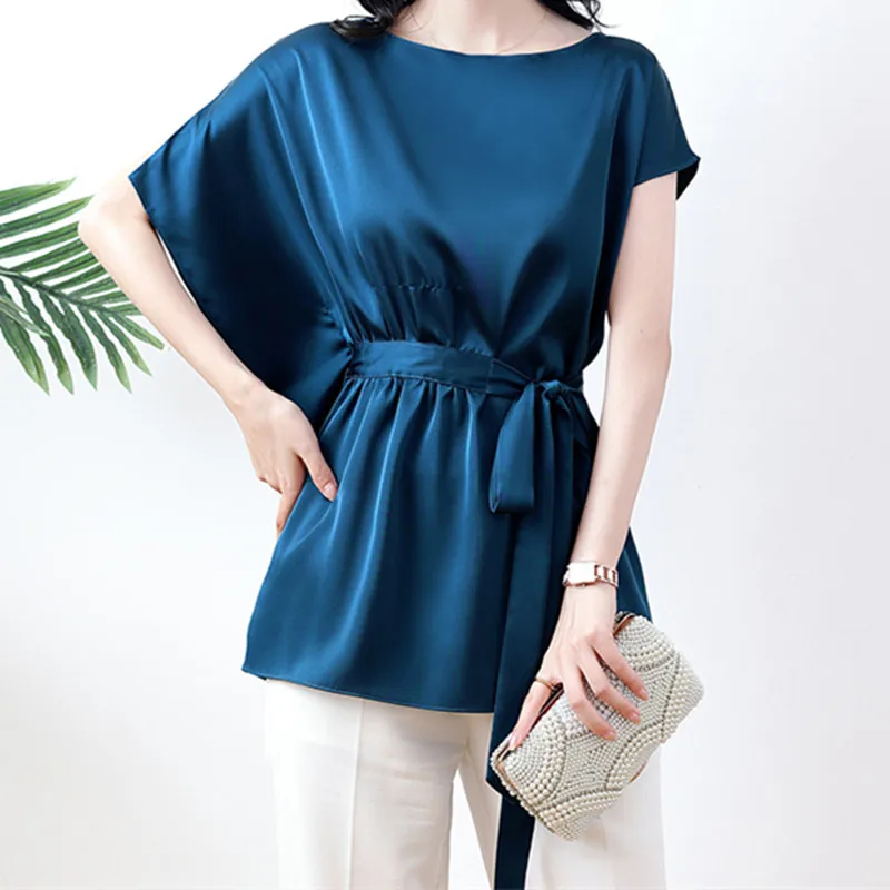 

Женская атласная шелковая футболка с коротким рукавом, модель 2022 года, летние однотонные элегантные женские топы средней длины со шнуровко...