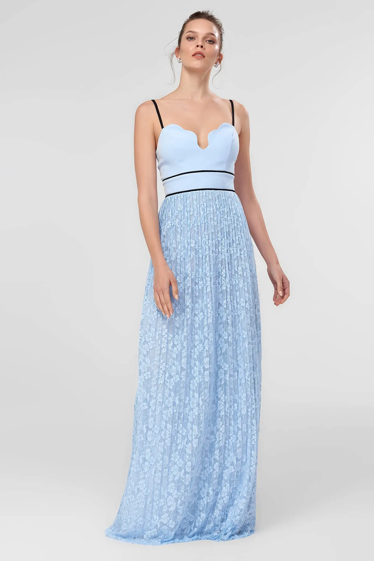 Trendyol детальное TPRSS18BK0091 синее кружевное вечернее платье | Женская одежда