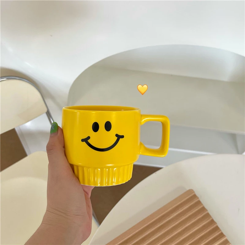 Желтая креативная фарфоровая чашка с улыбающимся лицом стакан для воды офиса