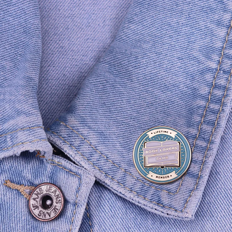 Забавная Клубная эмалированная булавка для влюбленных книг официальная