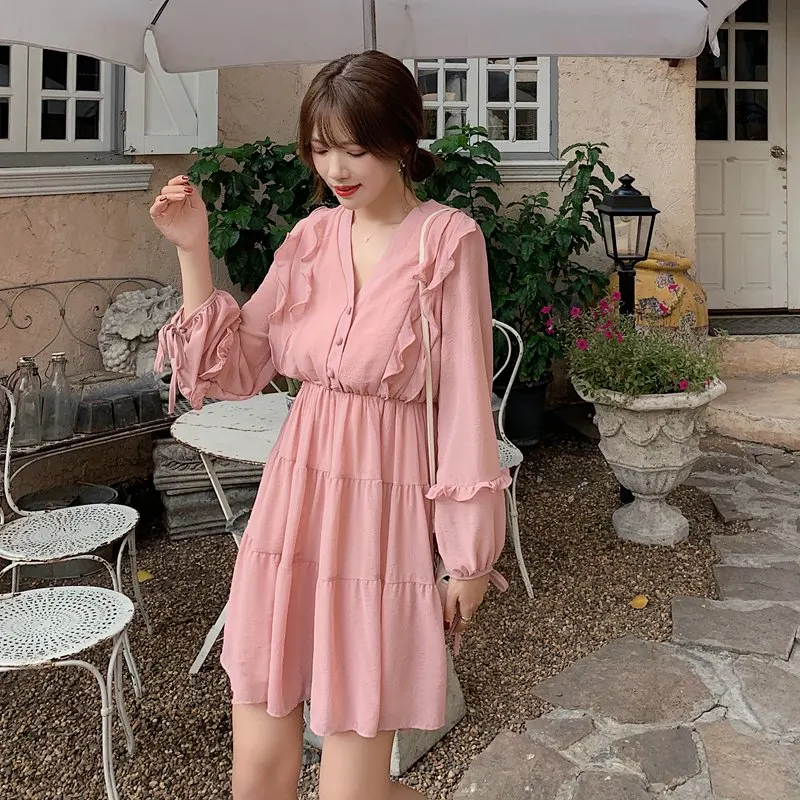 

Uulutonica Autumn Women Elegant Fashion A-line Solid Ruffles Above Knee, Mini Empire V-neck Chiffon Dress