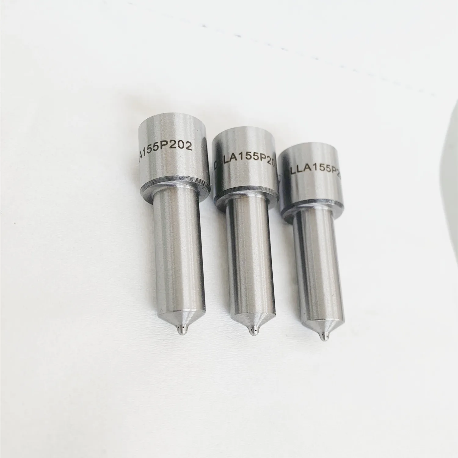 

FEOTOE Fuel Injection Nozzle DSLA148P022 For Diesel Engine 6105ZLQ Pump System