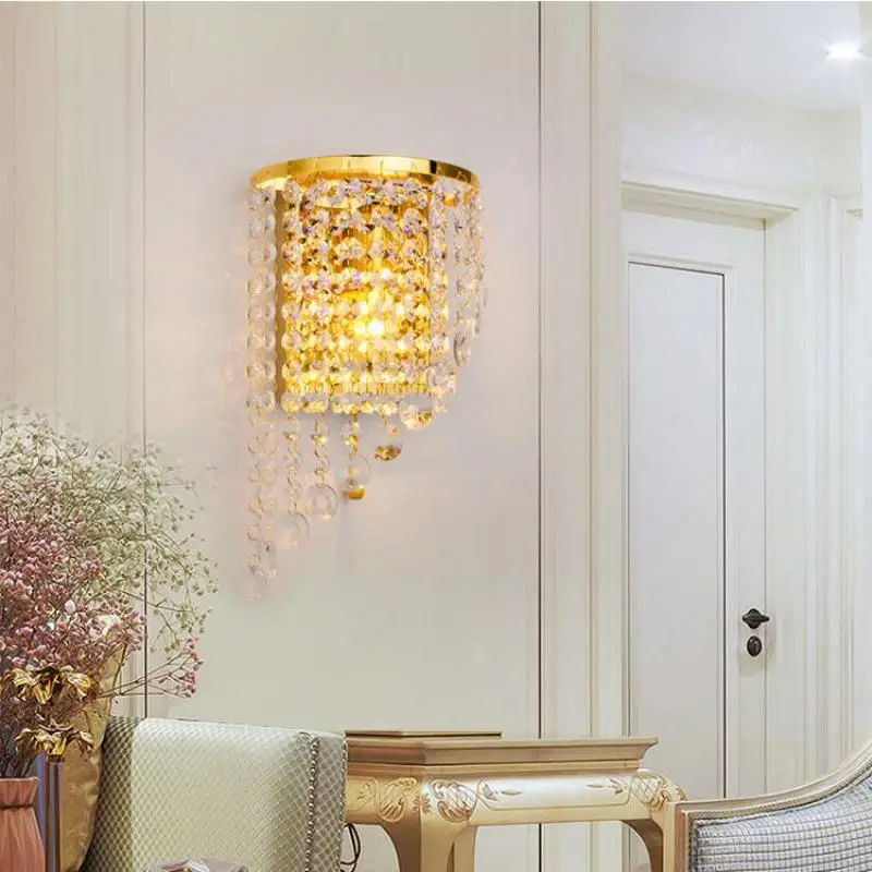 Светодиодная настенная лампа простой современный светильник в стиле