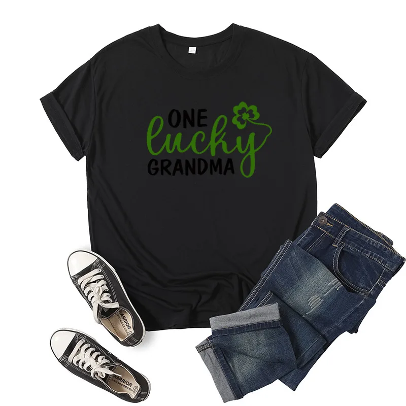 

One Lucky Grandma Print Women T Shirt Short Sleeve O Neck Loose Women Tshirt Ladies Tee Shirt Tops Clothes Camisetas Mujer