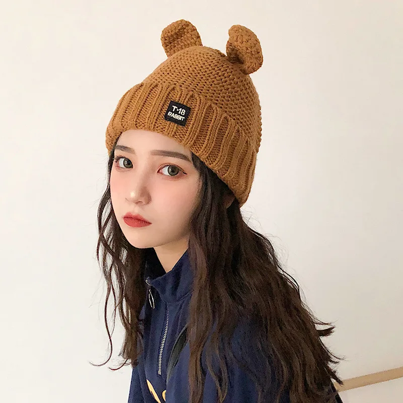Осенне зимняя женская шапка с милыми кошачьими ушками бархатная утолщенная
