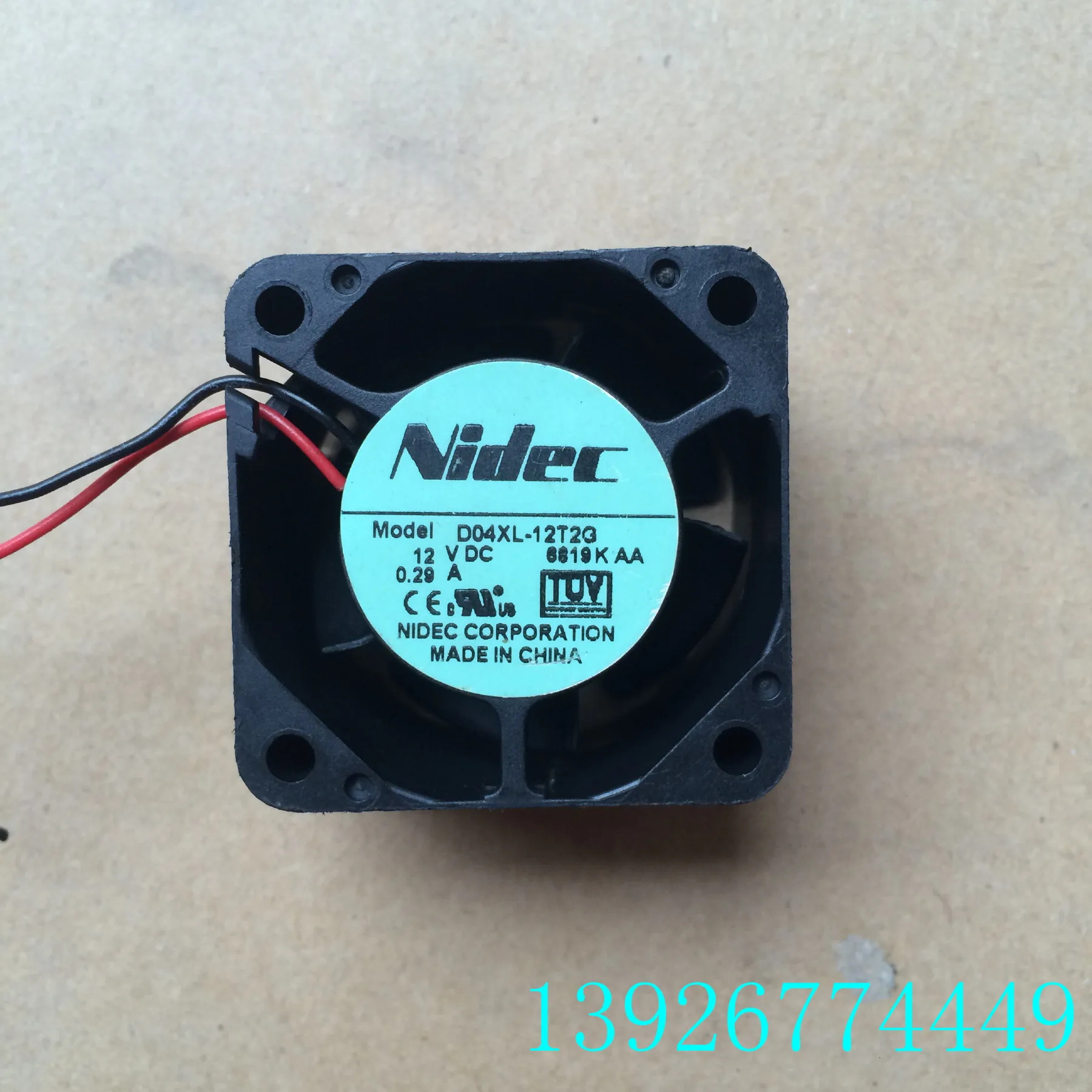 Для оборудования для обогрева вентилятора Nidec 4028 D04XL-12P2G DC12 в 0 29a 4 см |