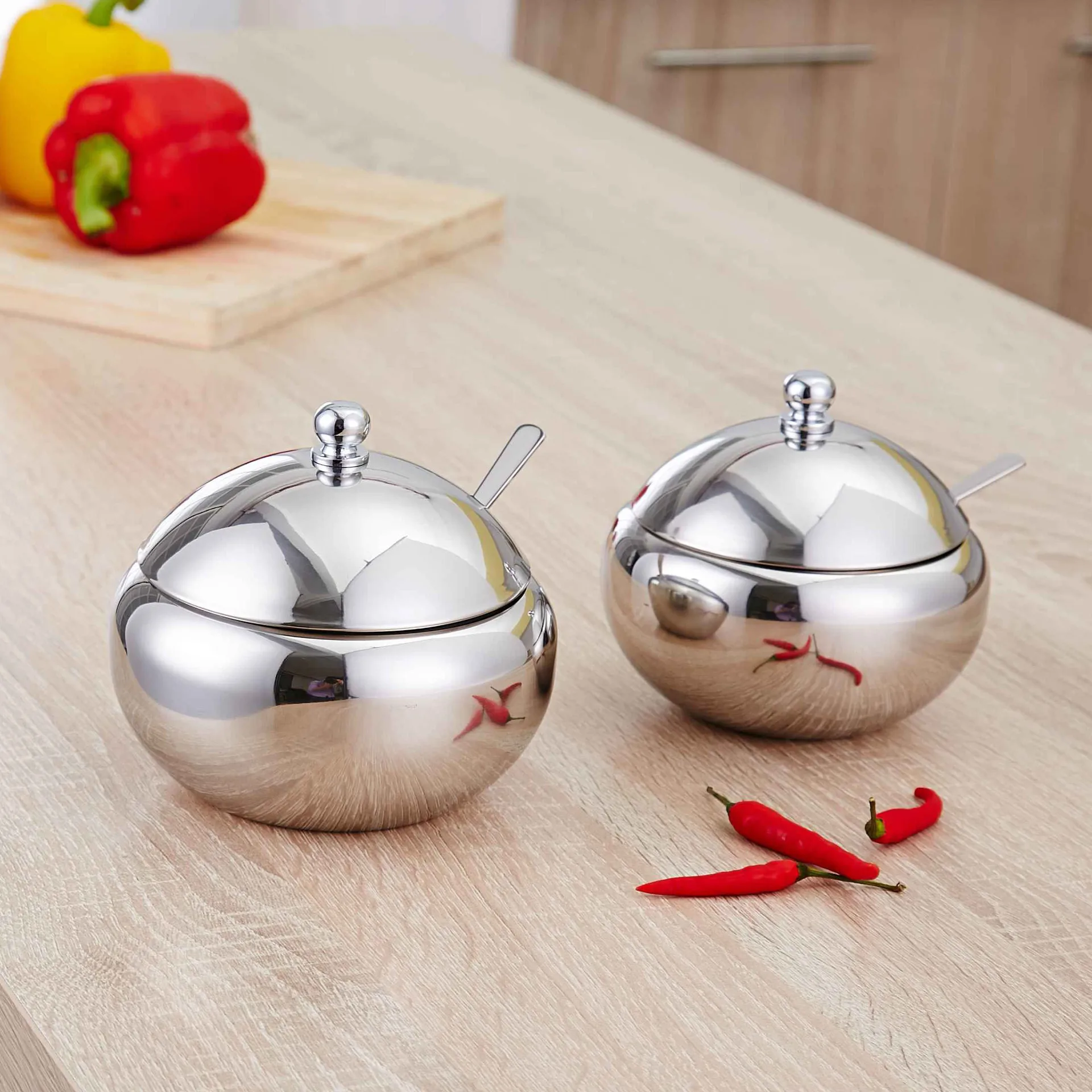 

2pcs/set 304 Stainless Steel Seasoning Jar Medium+large 500ML+740ML Creative Round Seasoning Box with Spoon Herb & Spice Tools
