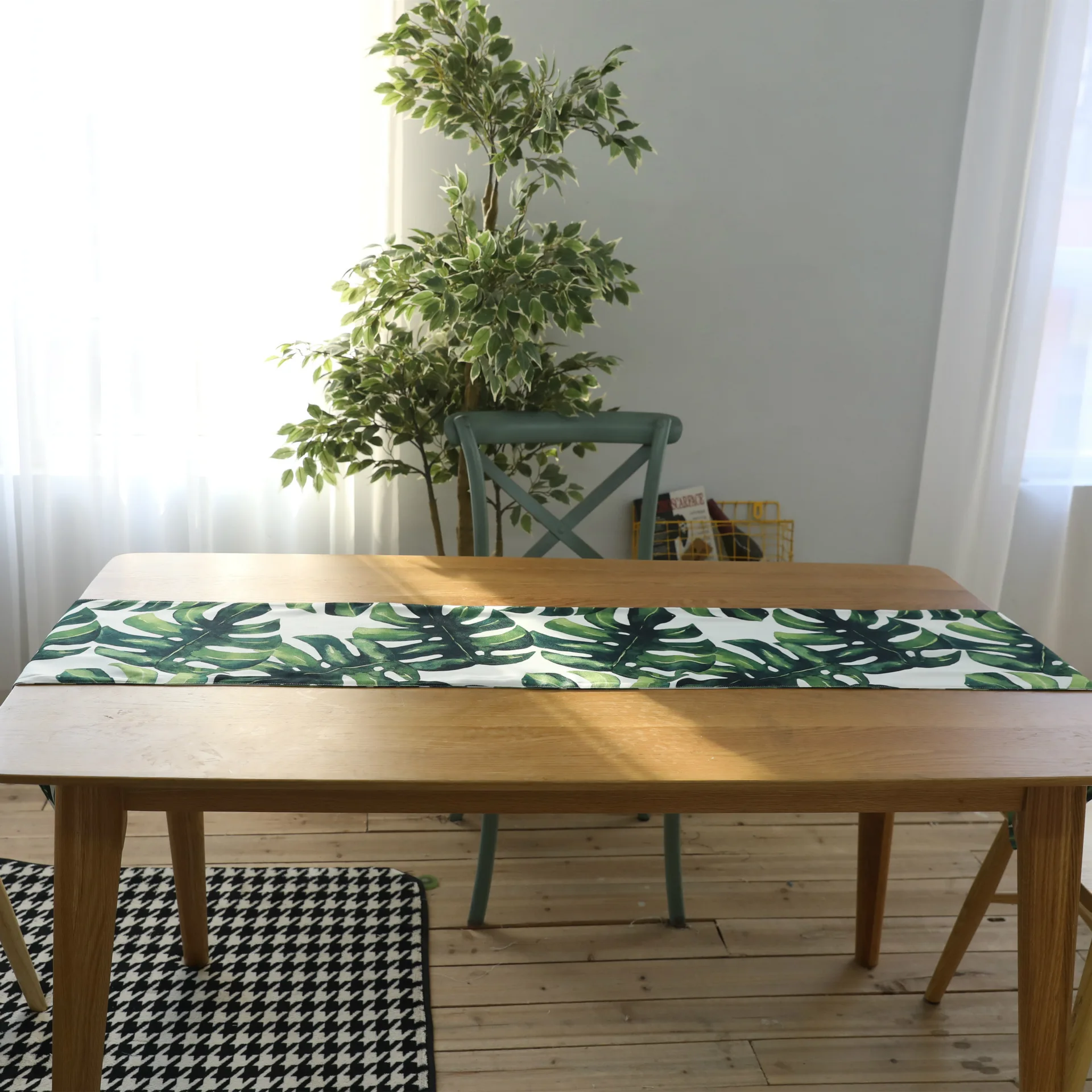 

Modern Palm Leaf Table Runner Fashion Multi-function Desktop Protector Decoration Furniture Wedding Party Restaurant Table