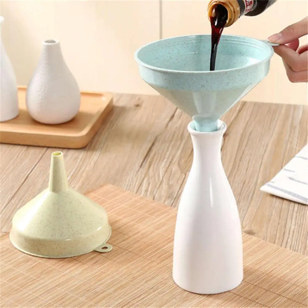 

Practical Wheat Straw Funnel Pour Transferring Liquid Oil Household Kitchen Tool Hot