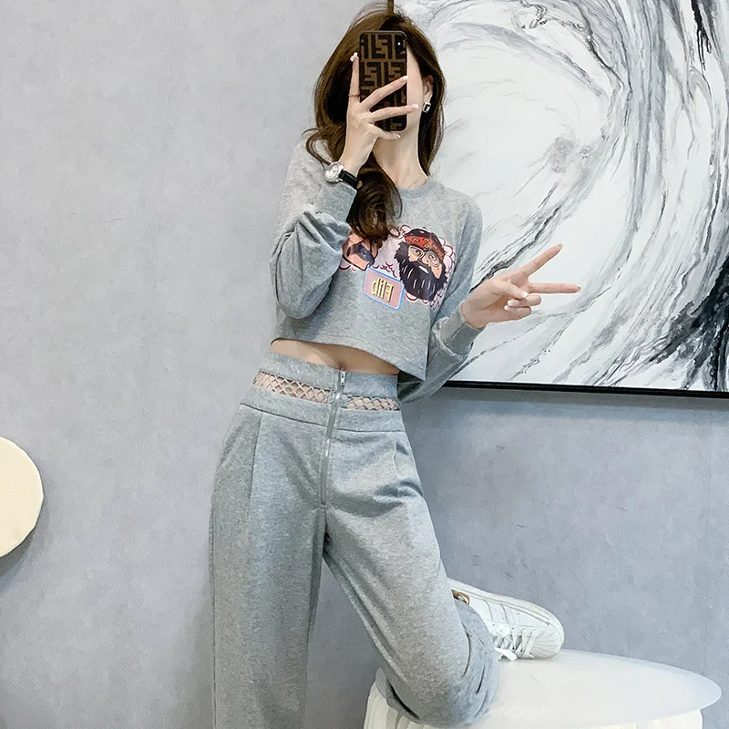 

Комплект для ранней осени 2021 новинка Женский Повседневный Модный Топ с длинным рукавом и широкие брюки с высокой талией темпераментный Кос...