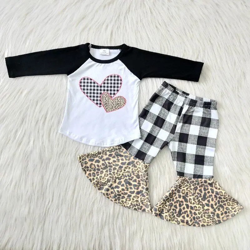 

RTS Valentines Fashion Long Sleeve Heart Print Baby Little Girls T-shirt Flared Pants Outfits Baby Girls boutique Clothes