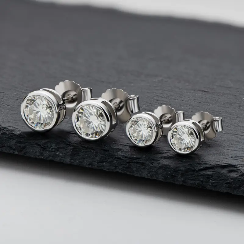 

Jazaz Luxury Real 0.5ct 1ct D Color Moissanite Stud Earrings For Women Gold Color 100% 925 Sterling Silver Spark Jewelry B0660