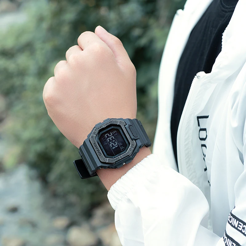 Часы мужские цифровые спортивные водонепроницаемые до 50 м со светодиодной