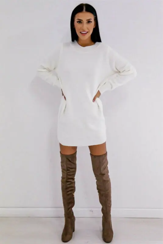 Женское платье-свитер с длинным рукавом зимнее белое свободное платье-хомут