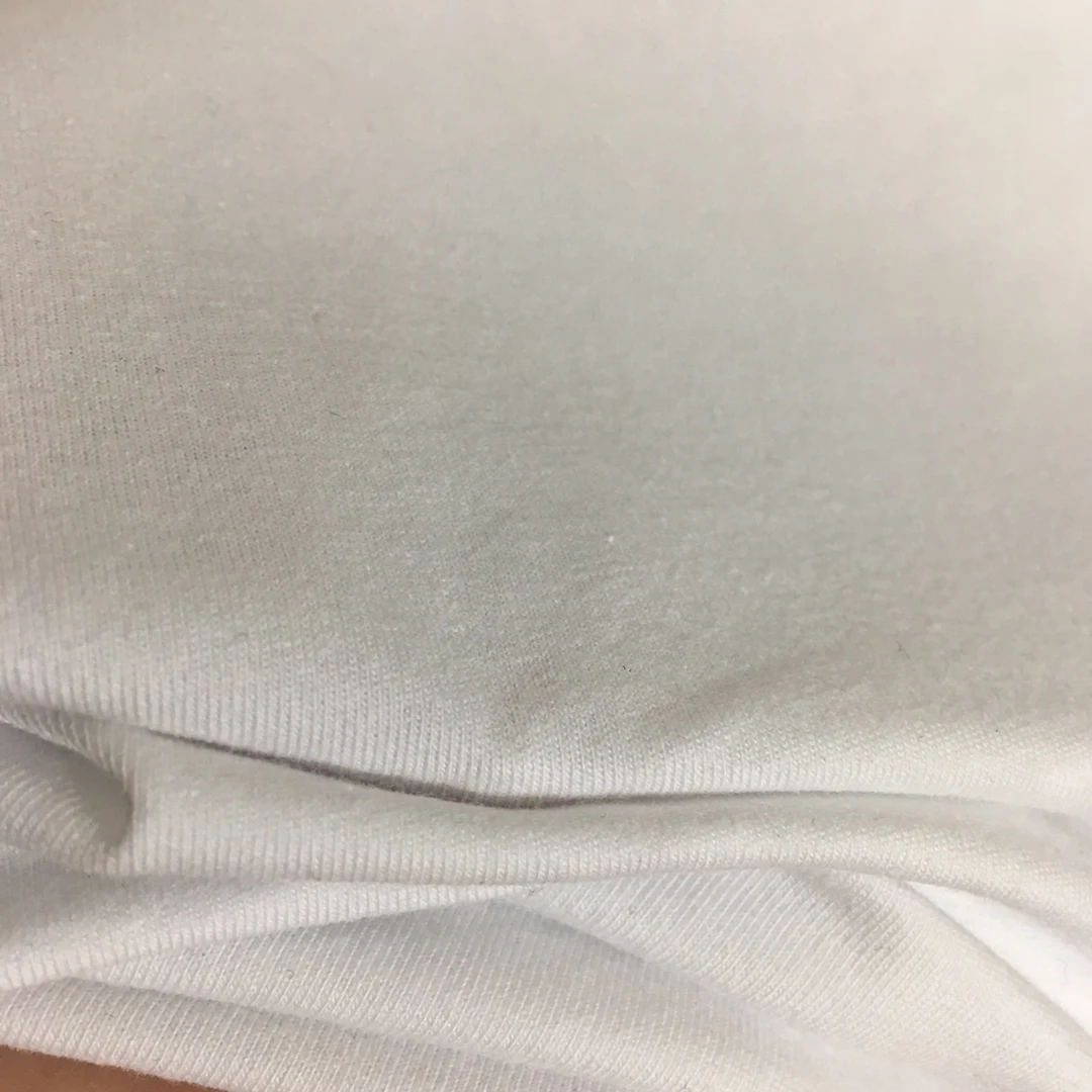 

High Quality Luxury Spring and Summer Women Letter Triangle Logo Leather Badge All-match Short-sleeved T-shirt Tops