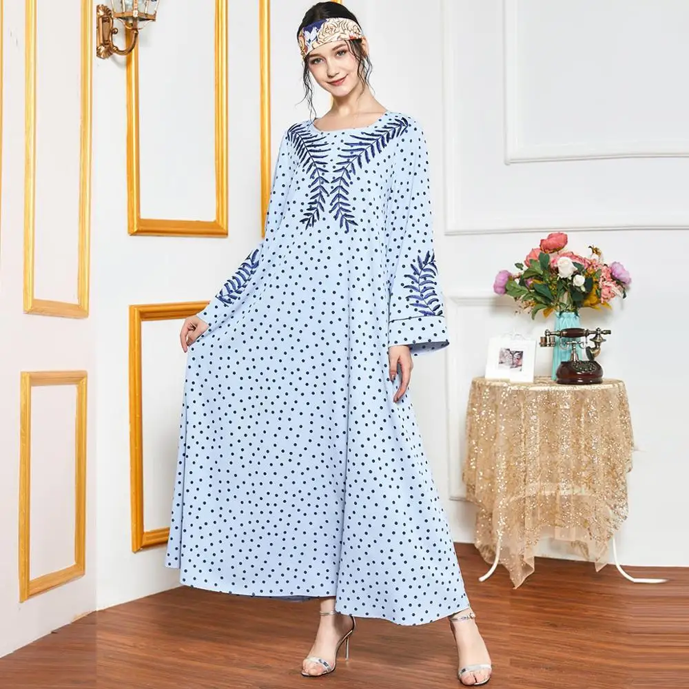 

Dots Print Leaf Embroidery Muslimischen Mode 2020 Autumn Cotton Blended Plus Size Muslim Dress A-Line Indonesia Abayas Kaftan