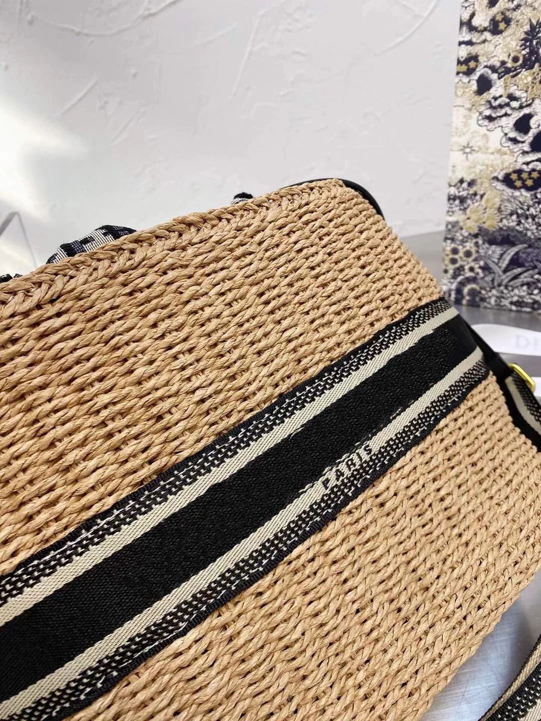 

new fashion luxury ladies basket saddle bag designer collection classic top quality shoulder bag embroidery handbag bags women's