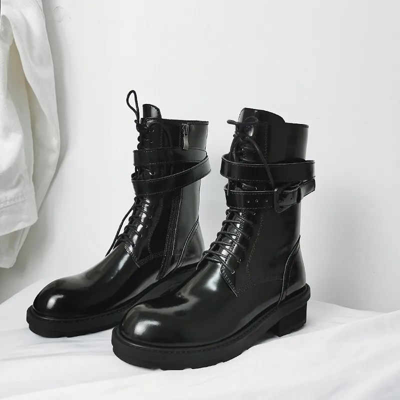 Женские ботинки из натуральной кожи с пряжкой в байкерском стиле сезон осень