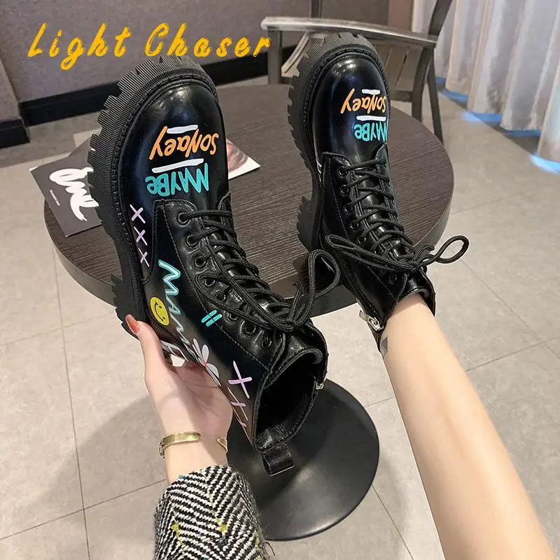 Personality Graffiti Motorcycle Boots Women 2021 Autumn And Winter  Ladies Ankle Boots Thick Bottom Lace-up Ankle Boots Women
