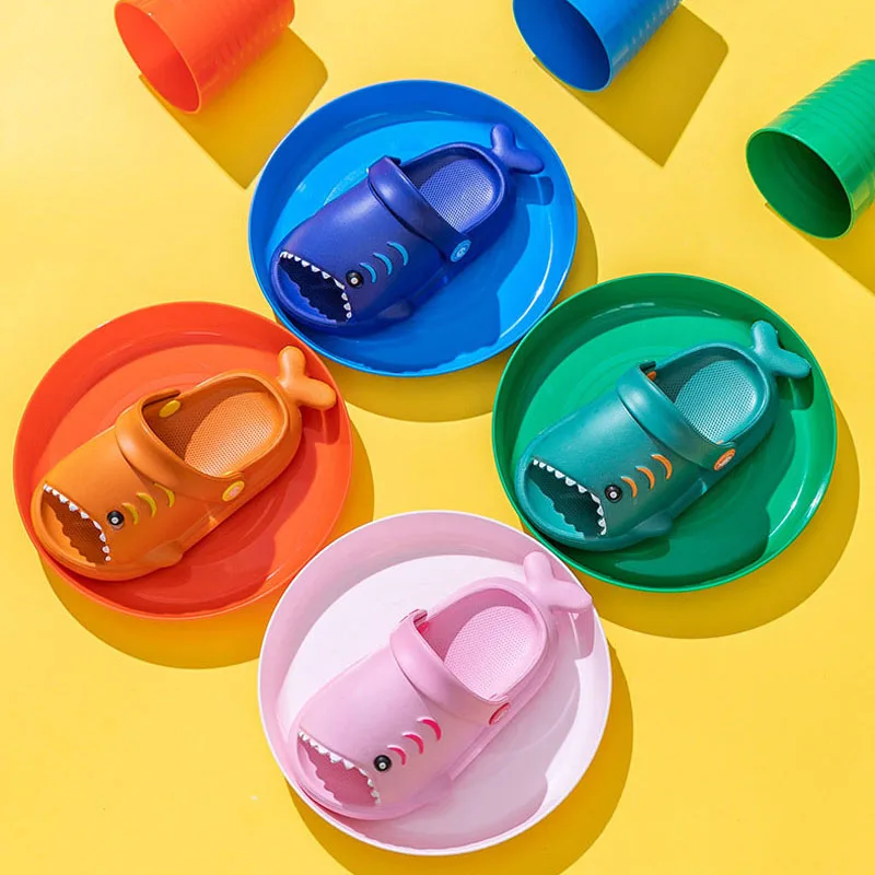 Сандалии Детские с мягкой подошвой Нескользящие мультяшная Акула летняя обувь