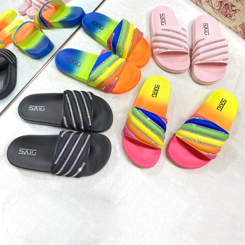 

Fashion Shoes Women's Sandals 2021 Transparent Crystal Slippers Flat Open Toe Comfortable Shoes Outside Leisure Slides Plus Size