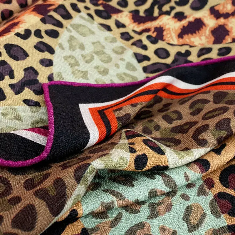 

70% Cashmere 30% Silk Scarf Women Fashion Winter Shawl Stole Double-sided Leopard Big Blanket Kerchief Bandana 135*135cm