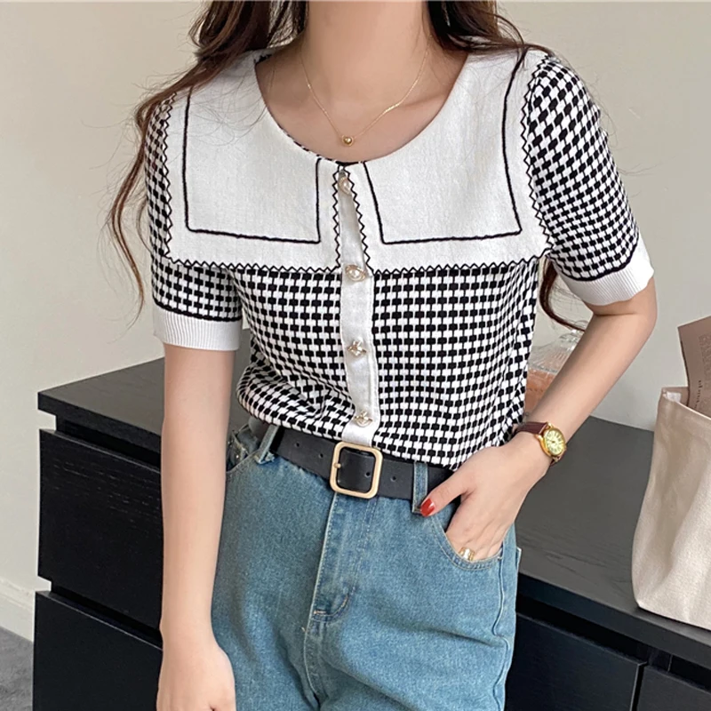 

Пуговицы Make firm немного помогут вам стать милыми, приведя к снижению возраста, яркие трикотажные пуговицы