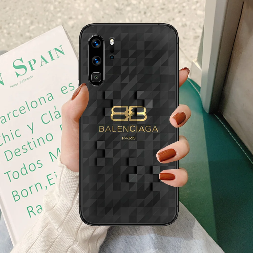 

French Paris luxury brands Phone case For Huawei P 9 Smart 10 20 30 40 8 Lite Mini Z 2019 Pro black coque soft bumper fashion