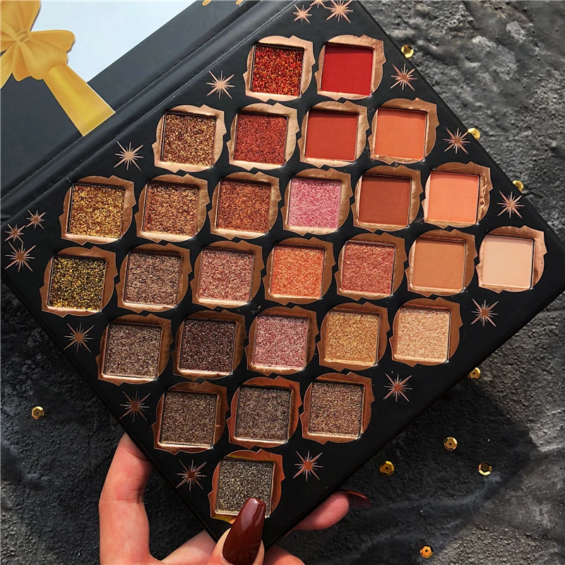 Палетка металлических теней для век Шиммер матовые блестящие нюдовые