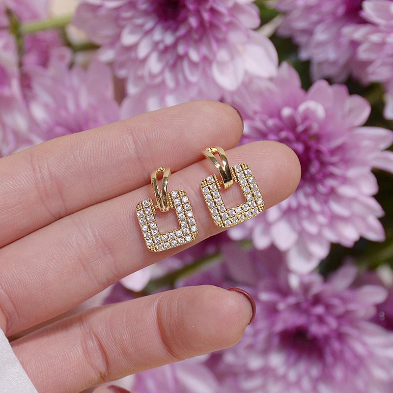 

YDL Gold Color Square Pave Inlaid Zircon Earring for Women Charm Elegant Temperament Drop Eearrings Jewelry Brincos Pendant