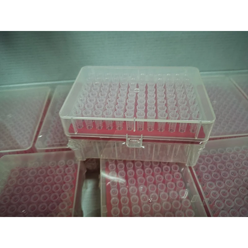 Всасывающая головка 20 мкл фильтрующий элемент стерилизованная в коробке без