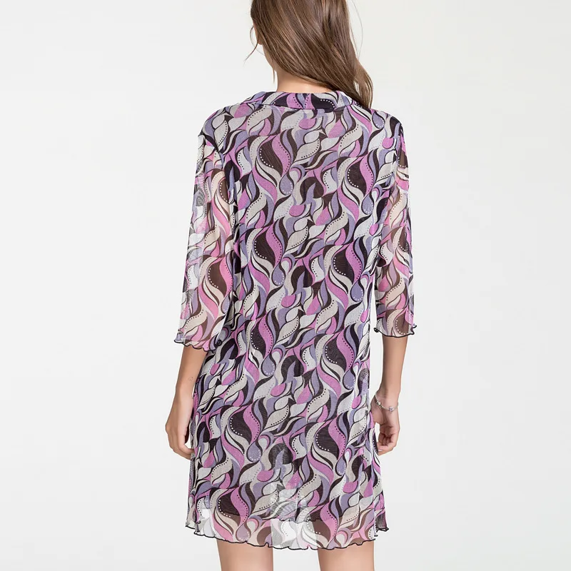 Платье средней длины с принтом и отложным воротником рубашка коротким рукавом