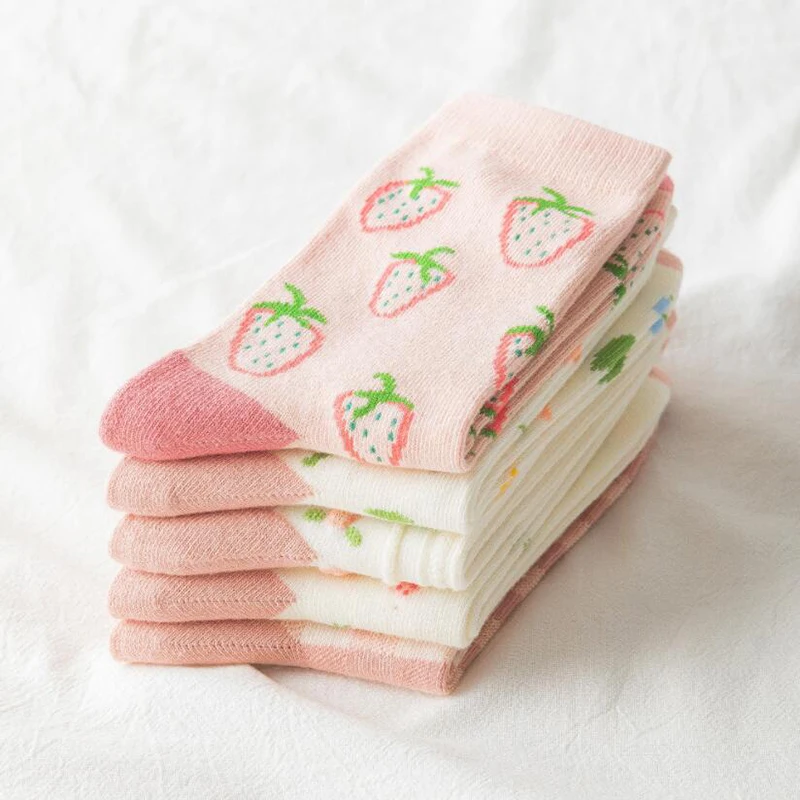

Japan Harajuku Style Cute Women Socks Cotton Strawberry Flower Fun Pink Socks Women
