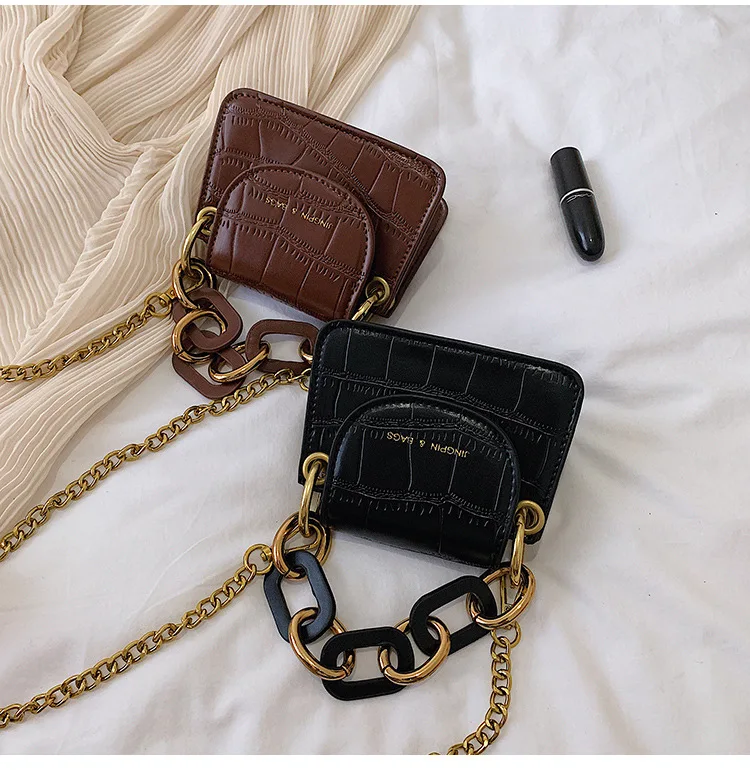 Fashion Mini Saddle Women Shoulder Bags Designer Brand Acrylic Chain Handbags Luxury Pu Leather Female Crossbody Bag Small Purse