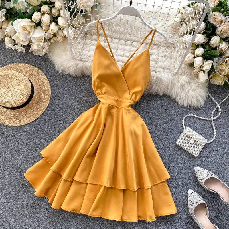 

Spring Summer Women Beach Holiday V-Neck Backless Lace Up Ruffles Cakes Dresses Solid Elegant Lady A-line High Waist Party Dress