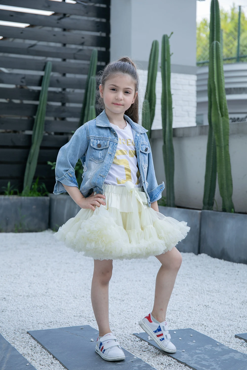 Бежевая Высококачественная популярная танцевальная одежда для маленьких