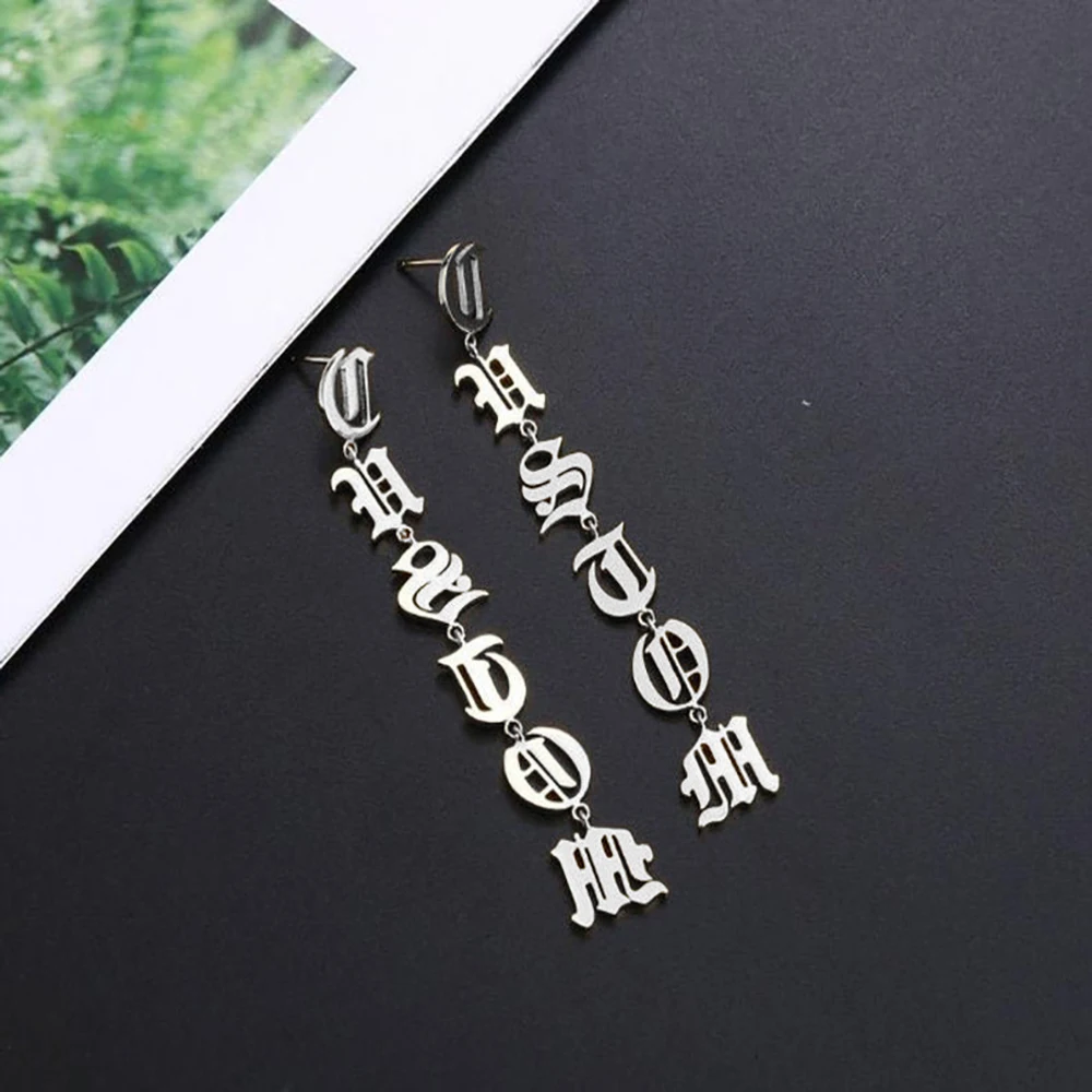 

Mini-World Customized Old English Letter Earring Vintage Name Dangle Earrings Personalized Initial Letters Jewelry Party Gift