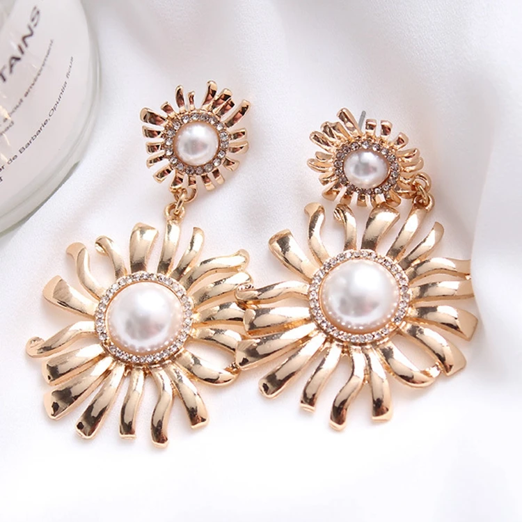 Корейские Новые жемчужные Кристальные серьги в форме подсолнечника золотые