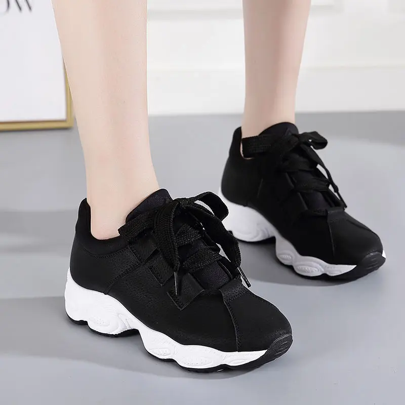 Women's Chunky Sneakers Fashion Women Platform Shoes Lace Up Breathable Air Vulcanize Shoes Women Female Trainers Dad Shoes
