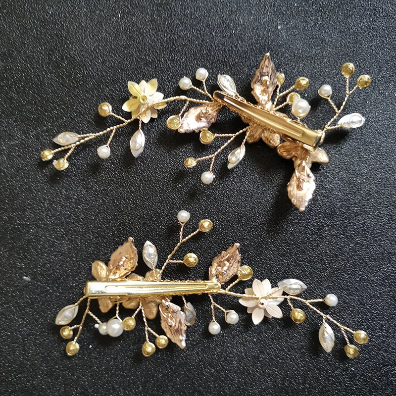 

SLBRIDAL Handmade Golden Rhinestone Crystal Alloy Flower Leaf Bridal Hair Clips Barrettes Wedding Hair Accessories Women Jewelry